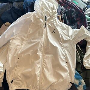 White Mens Jordan Windbreaker Size Medium